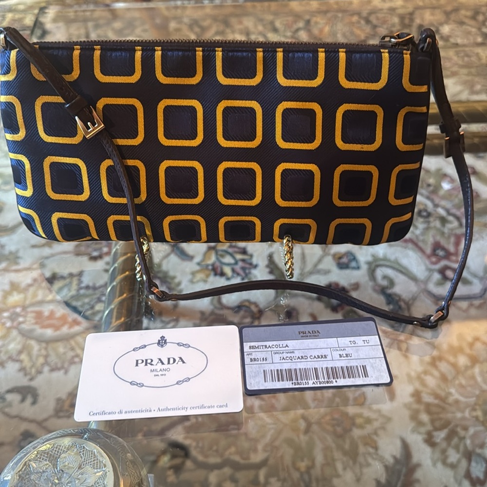 Prada holiday, and Brown re-ordered for Prada blue gold geometric design - Picture 7 of 15